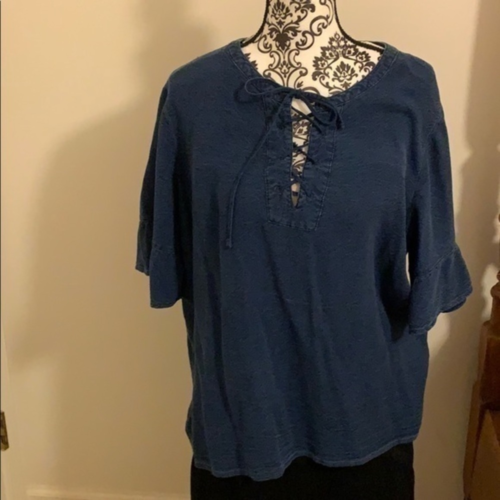 Old navy blue top size XL